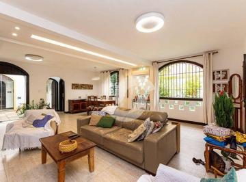 Casa · 252m² · 5 Quartos · 3 Vagas · Casa em Maria Paula, Niterói/RJ de 252m² 5 quartos à venda por R$ 1.000.000,00