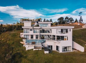 Casa · 668m² · 5 Quartos · 4 Vagas · Maison Majestic