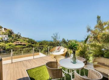 Casa de 6 quartos, Rio de Janeiro · A Venda Maravilhosa Mansão no Joá com Vista Frontal Mar de 760m² | 6 Quartos em Condomínio de Luxo