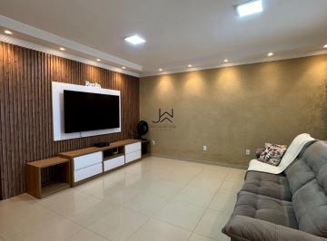 Casa de 4 quartos, Vicente Pires · VICENTE PIRES - RUA 05 - 04 QUARTOS - LAZER - EXCELENTE LOCALIZAÇÃO - SAUNA - 03 VAGAS - 400 METROS