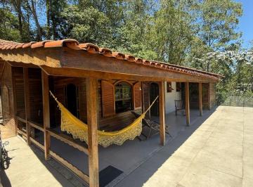 Casa de 3 quartos, Arujá · Casa em Arujá, condomínio fechado, com vista para reserva