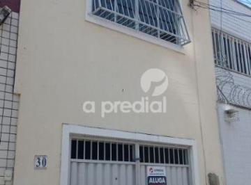 Casa · 50m² · 2 Quartos · 1 Vaga · Casa 2 quartos, a poucas quadras da Praca da Imprensa Chanceler Edson Queiroz.