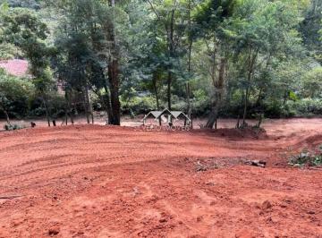 Foto-Imovel-ID067232No0003-terreno-araras-petropolis--17675382858084.jpeg · Imoveis - em Araras