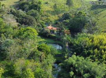 Rural · 200m² · 3 Quartos · 4 Vagas · Sítio Dos Ypês Goiabal