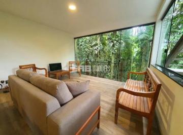 Casa · 800m² · 3 Quartos · 3 Vagas · Casa à venda rodeada pela Mata Atlântica