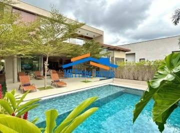 Casa · 440m² · 4 Quartos · 4 Vagas · Casa Alto Padrão à Venda – Alphaville | Gênesis II - MOBILIADA