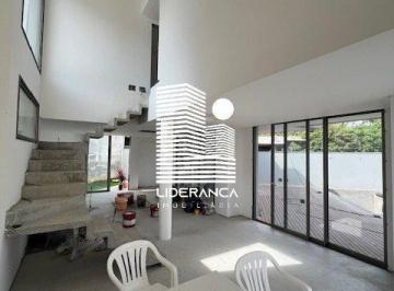 Casa · 302m² · 4 Quartos · Casa à venda - em Cacupé