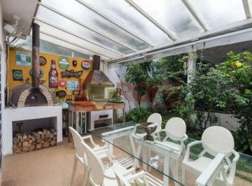 Casa · 160m² · 3 Quartos · 2 Vagas · Sobrado-casa Moderna com 3 Suítes, Varanda Gourmet e Quintal com Árvores Frutíferas ? 160 m²