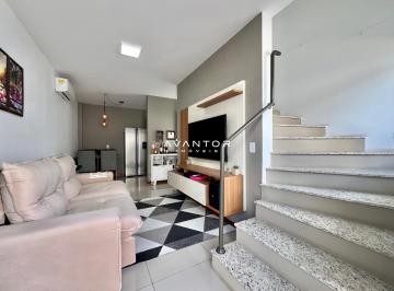Casa · 88m² · 2 Quartos · 2 Vagas · Sobrado semimobiliado em condomínio fechado no bairro Parque Pinheiro Machado em