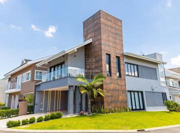Casa · 210m² · 3 Quartos · 4 Vagas · Residência alto padrão no Condomínio Burgenstock