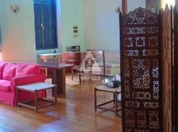 Casa · 255m² · 1 Quarto · Casa à venda em São Cristóvão, RJ – 1 quarto, 1 suíte, frente, com piscina