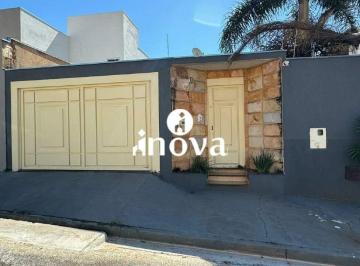 Casa · 129m² · 3 Quartos · 2 Vagas · Casa a venda, Bairro Nenê Gomes