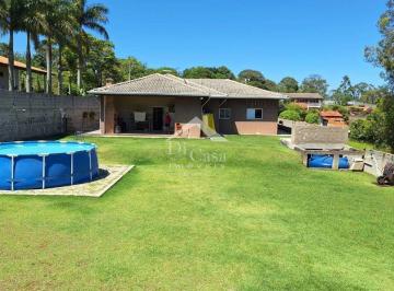 Casa · 213m² · 2 Quartos · 4 Vagas · Belíssima casa no Sta Maria do Laranjal