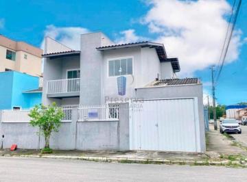 Casa · 100m² · 4 Quartos · 2 Vagas · Sobrado em Cordeiros, Itajaí/SC de 100m² 4 quartos à venda por R$ 700.000,00