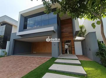 Photo 1 · Casa em condomínio com 3 suítes disponível para locação no bairro Shopping Park