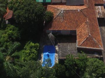 Casa · 230m² · 4 Quartos · 4 Vagas · Casa com 4 Quartos e 4 vagas de garagem no Bairro Vila Ipiranga