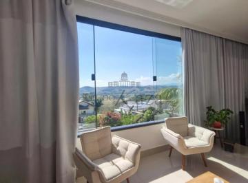 Casa · 450m² · 5 Quartos · 4 Vagas · Oportunidade - Casa em Condomínio - Urbanova - Condomínio Residencial Jaguary - 5 Suítes - 352m².