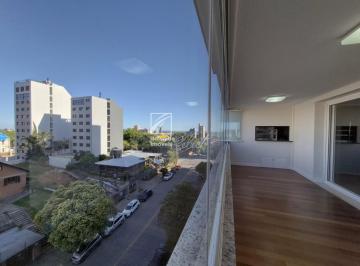 Apartamento · 195m² · 3 Quartos · 3 Vagas · Apartamento à venda - em Exposição