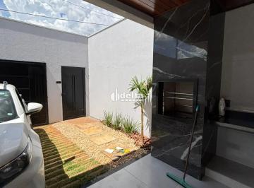 Casa · 250m² · 3 Quartos · 2 Vagas · Casa disponível para venda no bairro Quinto do Alto Umuarama em Uberlândia MG