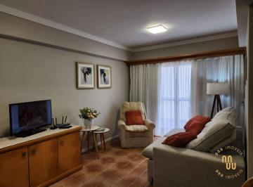 fefac336b155e4c57ff16d4b090055458b4c2fb5 · Apartamento com 2 dormitórios para alugar, 70 m² por R$ 550/dia - Centro - Balneário Camboriú/SC