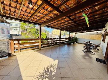 Casa · 178m² · 3 Quartos · 1 Vaga · Casa Ampla 1° Andar - 3 quartos