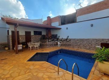 Casa · 300m² · 3 Quartos · 4 Vagas · Casa térrea com 3 quartos, sendo 1 suíte e piscina na Lagoinha por R$ 729.000,00