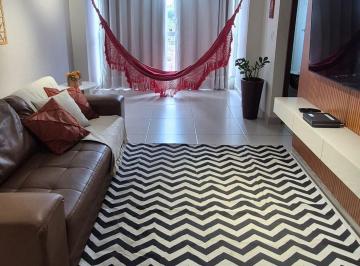 Apartamento · 70m² · 2 Quartos · 1 Vaga · Lindo Apartamento de 02 Quartos,na quadra do mar em Itapuã com Varanda e Lazer Completo!