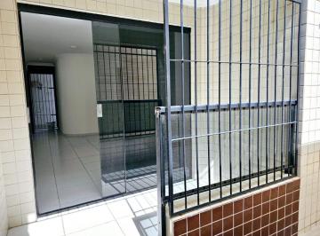Apartamento de 2 quartos, João Pessoa · Apartamento térreo com área privativa nos bancários.
