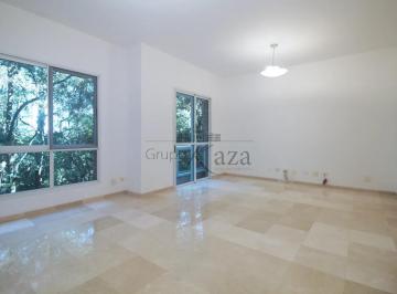 Apartamento · 367m² · 4 Quartos · 6 Vagas · Apartamento - Panamby - 4 Suites - 367m²