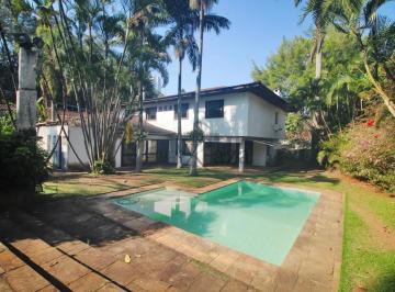 Casa · 748m² · 3 Quartos · 3 Vagas · Casa - Panamby - 3 Suítes - 394m².