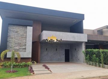 Casa · 240m² · 3 Quartos · 4 Vagas · Casa à Venda 3 Dormitórios Condomínio Gaivota II / São José do Rio Preto
