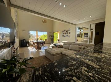 Casa de 4 quartos, Brasília · Excelente Casa para Locação no Condomínio Quintas do Sol - Brasília/DF