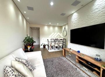 Apartamento de 2 quartos, São Paulo · Reformado e Moderno: Apartamento de 2 Dormitórios no Coração do Jardim Ester