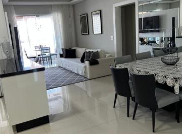 Apartamento de 3 quartos, Itapema · apartamento com 3 quartos, 200 m² no Centro da meia praia