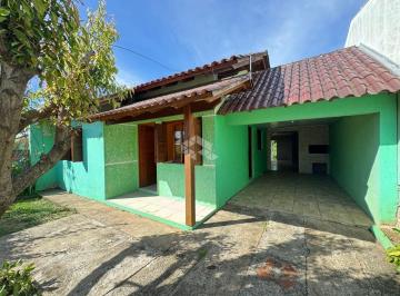 Casa · 140m² · 3 Quartos · 2 Vagas · Casa com 3 dormitórios no bairro Faxinal em Santa Cruz do Sul!