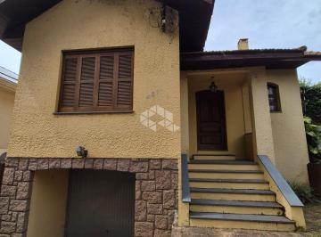 Casa · 239m² · 3 Quartos · 2 Vagas · Casa com 3 dormitórios - 239m² - Bairro Petrópolis