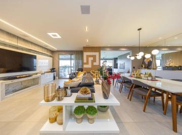 1 · Apartamento com 235.25 m², 4 quartos sendo 3 suítes à venda no bairro Mossunguê.