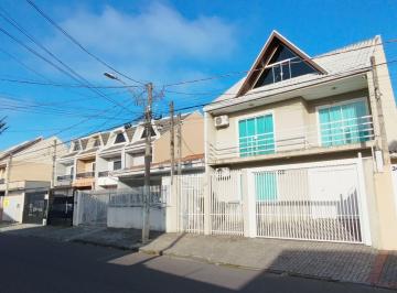 Casa de 3 quartos, Curitiba · Sobrado triplex de Alto Padrão, Aceita Financiamento!!! ótima localização.