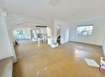 Casa · 323m² · 7 Vagas · Casa Comercial para aluguel, 2 suítes, 7 vagas, Centro - Piracicaba/SP