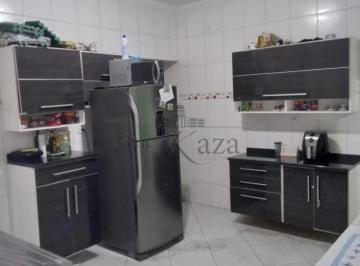 Casa · 143m² · 2 Quartos · 2 Vagas · Oportunidade - Casa - Jardim Republica - 2 Dormitórios - 66m².