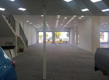 Comercial · 300m² · Oportunidade - Ponto Comercial - Centro - 300m²