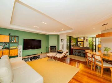 Casa · 309m² · 3 Quartos · 2 Vagas · Casa em condomínio com 3 dormitórios, revertido em 2, suíte e 2 vagas.