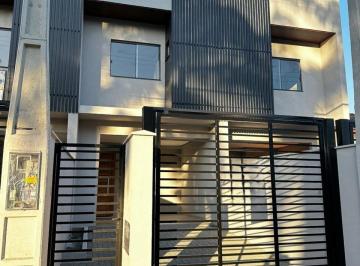 Casa · 105m² · 3 Quartos · 2 Vagas · Sobrado à venda no bairro Costa e Silva - Joinville/SC