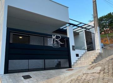 Casa · 150m² · 3 Quartos · 2 Vagas · Casa à venda no bairro Cidade Nova - Manhuaçu/MG