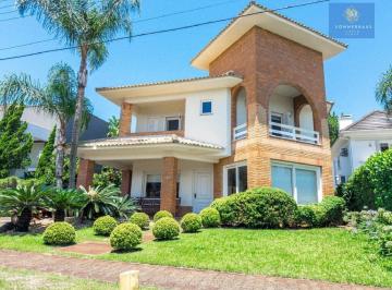 Casa · 259m² · 4 Quartos · 2 Vagas · Casa em Condomínio fechado em Xangri Lá