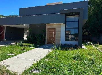 e346949f588c09dbb37d205c507bd89eb2e509bf · Casa com 3 dormitórios à venda, 137 m² por R$ 695.000,00 - Pindobas - Maricá/RJ