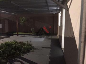 Casa · 122m² · 2 Quartos · 2 Vagas · Casa Padrão em Araraquara