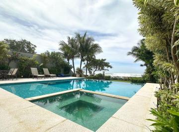 Casa de 6 quartos, São Sebastião · Casa de alto padrão frente ao mar venda