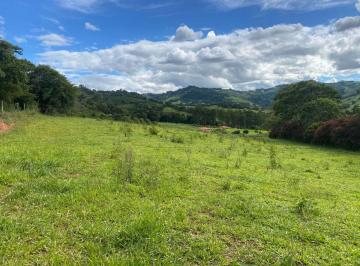 Terreno , Bueno Brandão · Terreno à Venda com Vista Deslumbrante em Bueno Brandão – MG