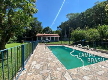Foto 01 · CHÁCARA PLANA DE 2.100M² COM CASA, LAGO E PISCINA!